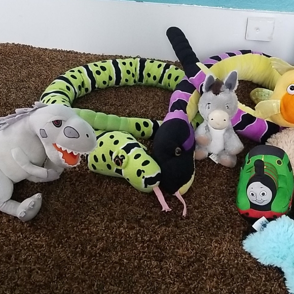 Stuffed toys bundle - Picture 2 of 4